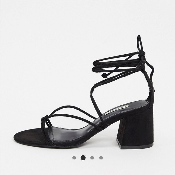 Pull and Bear Black Heeled Sandals - Picture 2 of 4